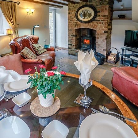 1 Bed In Fenny Bentley 80376 Villa Exteriör bild